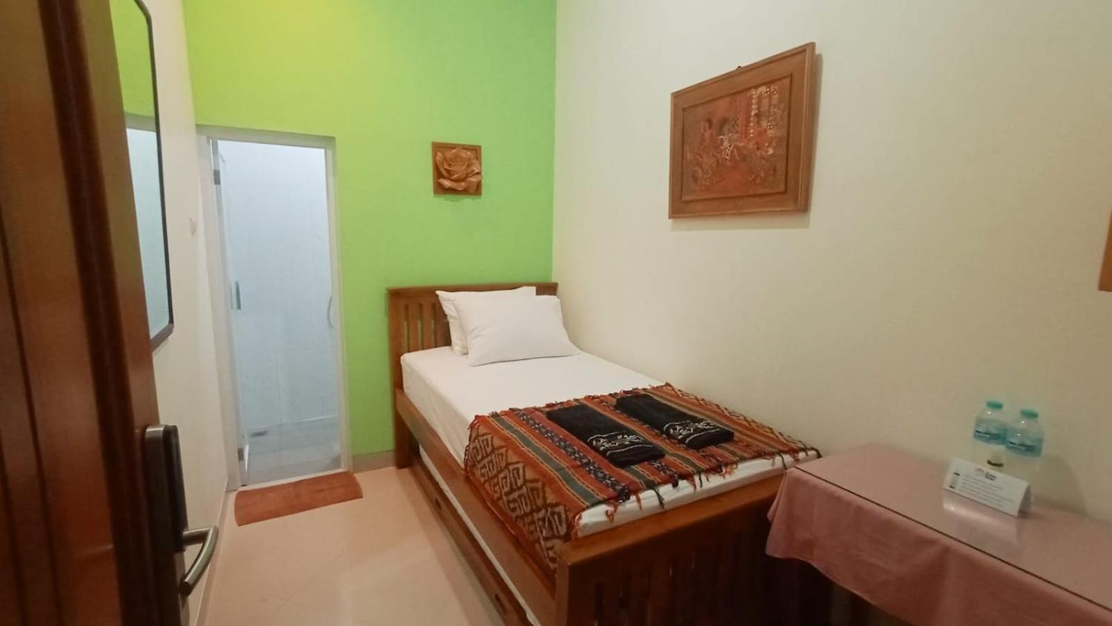 The Cabin Hotel Ambasador Yogyakarta Luaran gambar